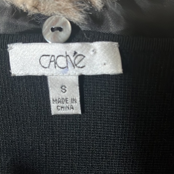 Cache Fur Collar Black Sweater size small - Picture 6 of 7